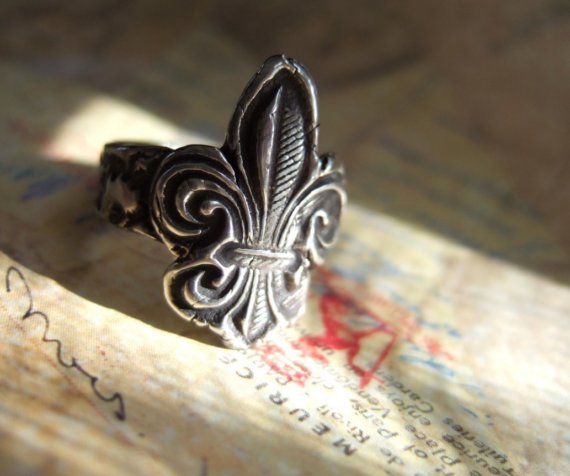 Fleur De Lis Ring - HappyGoLicky Jewelry