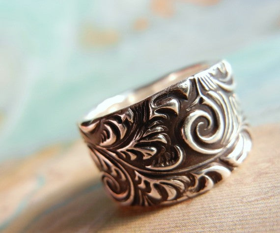 Vintage Rustic Sterling Silver Ring - HappyGoLicky Jewelry