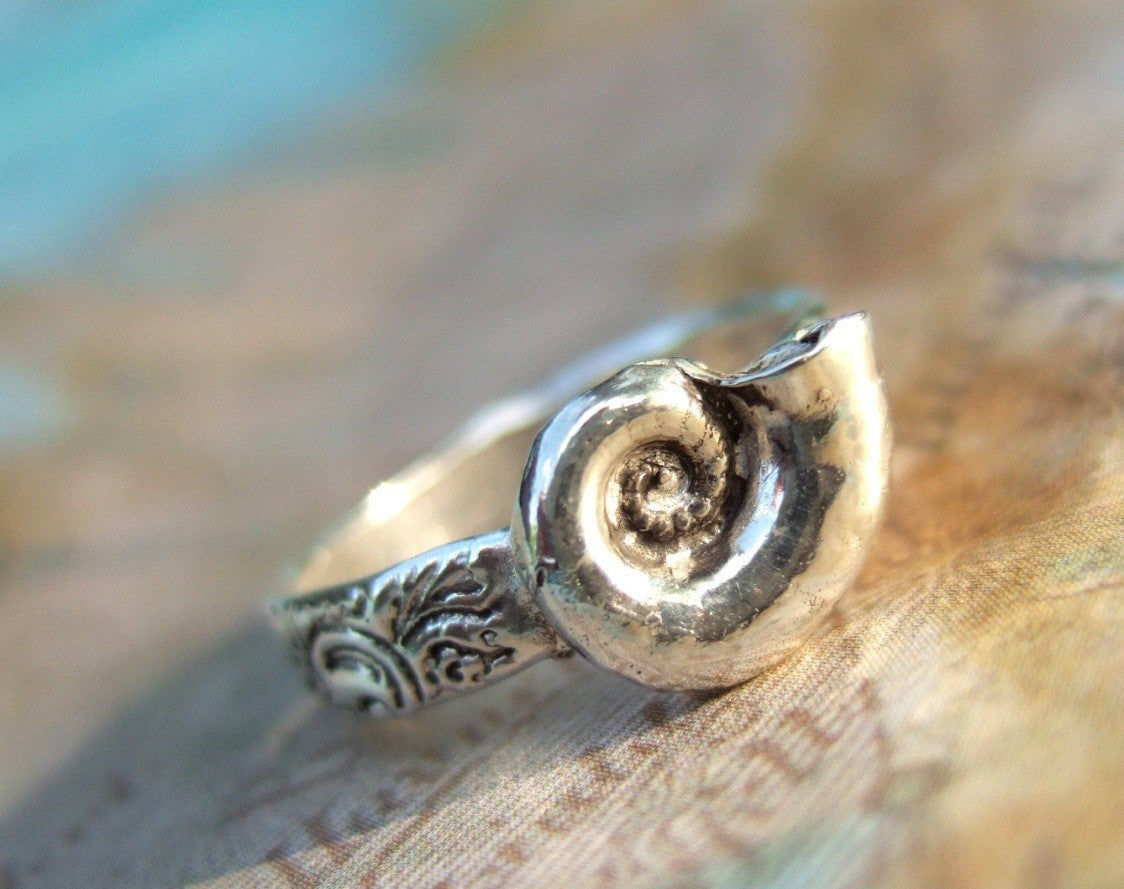 Simple SeaShell Ring - HappyGoLicky Jewelry