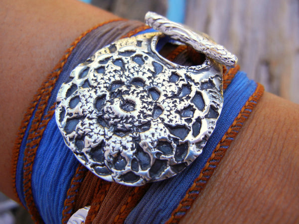 Boho Crochet Silk Wrap Bracelet - HappyGoLicky Jewelry