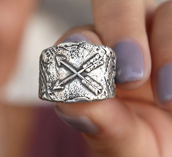 Double Arrows Ring Boho Jewelry by HappyGoLicky